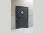 Puerta sólida para boxes de caballos