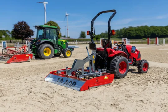 Imagen 1 de 4 - Aplanador para pista de caballos modelo Basic