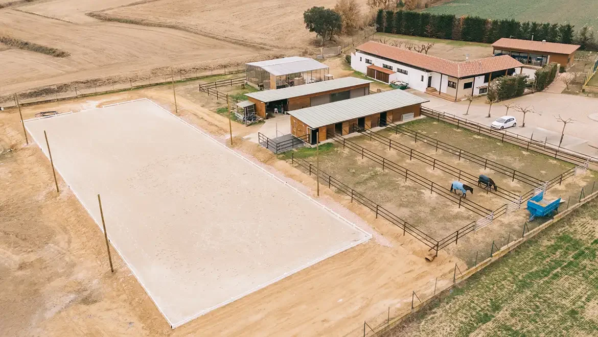 Pista exterior rectangular para caballos Pista exterior rectangular para caballos